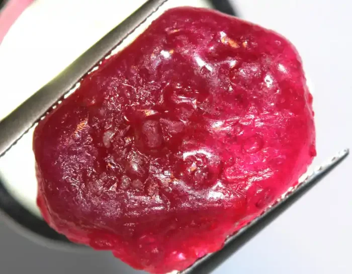 18.20-CTS RICH RED RUBY ROUGH RG-4740
