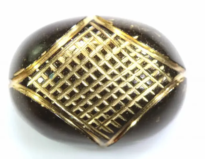 18.30 CTS- BLACK ONYX 24K GOLD ENGRAVED LG-612