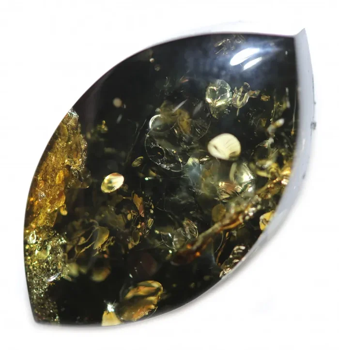 18 Cts Green Amber Gemstones AM 1719