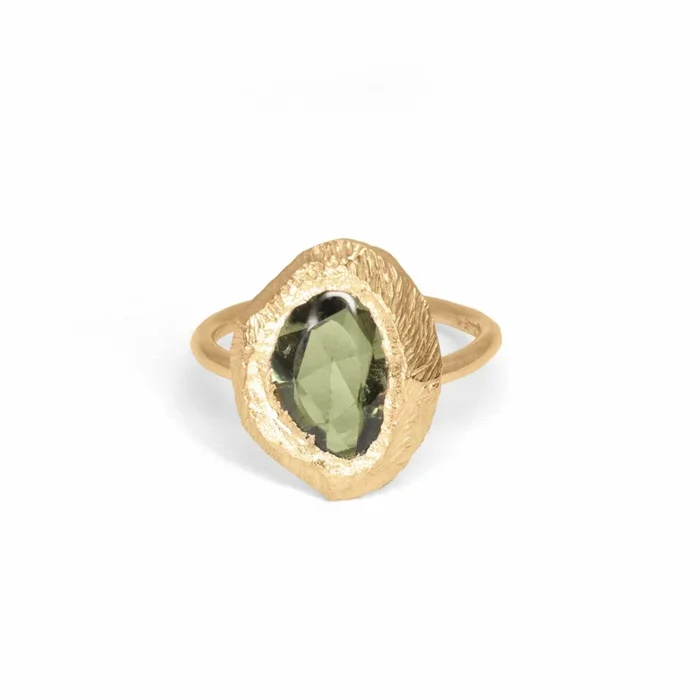 18K Freeform Solitaire Ring in Dark Green Sapphire