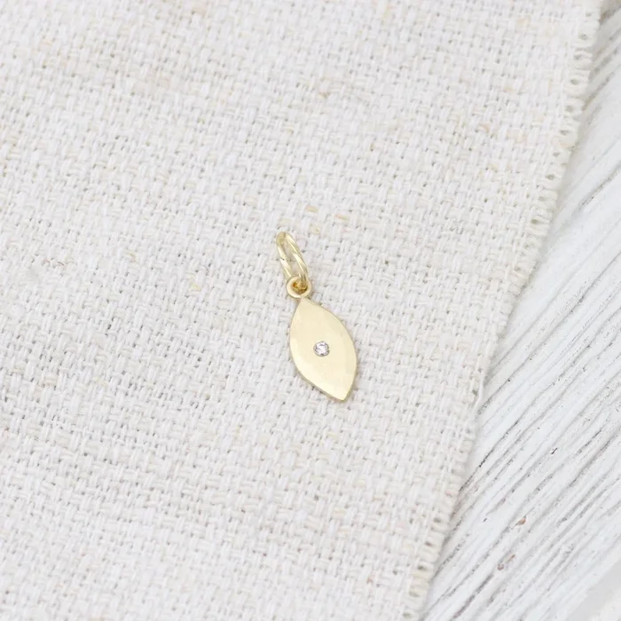 18k Yellow Gold Marquise Pendant