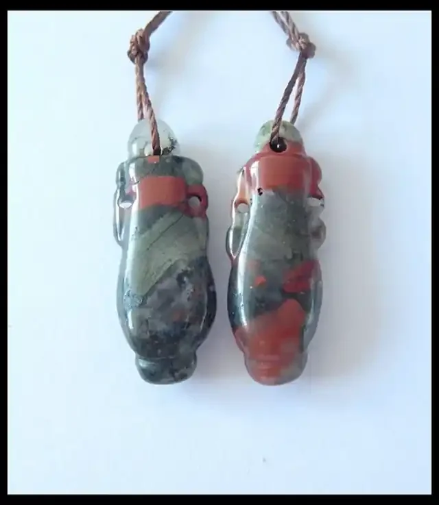 19.5Cts African Bloodstone Carving Pair,Vase Carving ,Wholesale B84