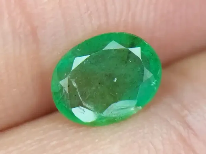 1CT NATURAL EMERALD GEMSTONES IGCZM111
