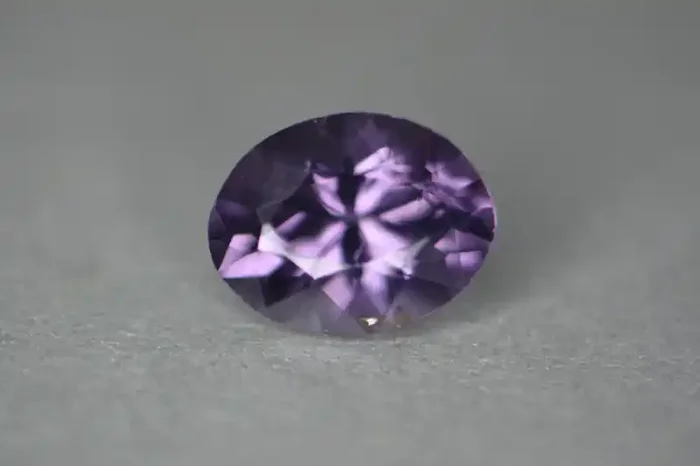 2.05 cts certified Sri Lankan spinel.