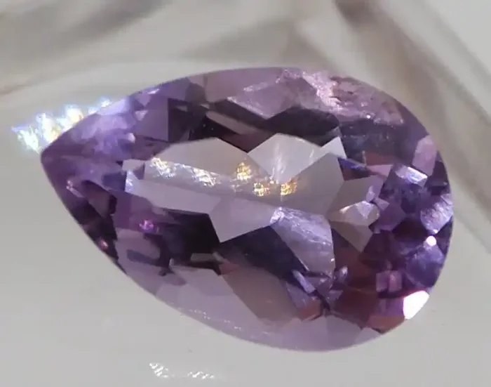 2.20 CTS VS AMETHYST ROSE DE FRANCE COLOR ME2