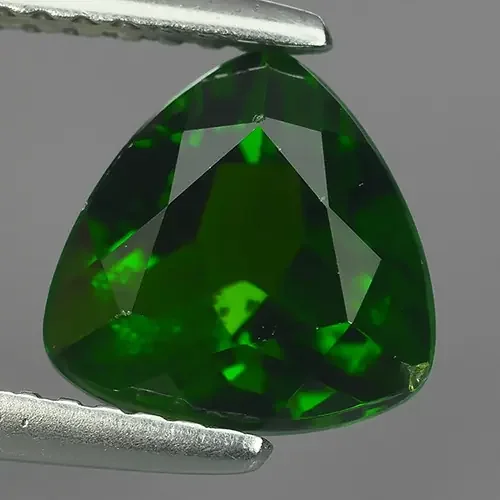 2.30 CTS NATURAL ULTRA RARE CHROME TOP GREEN DIOPSIDE RUSSIATRI