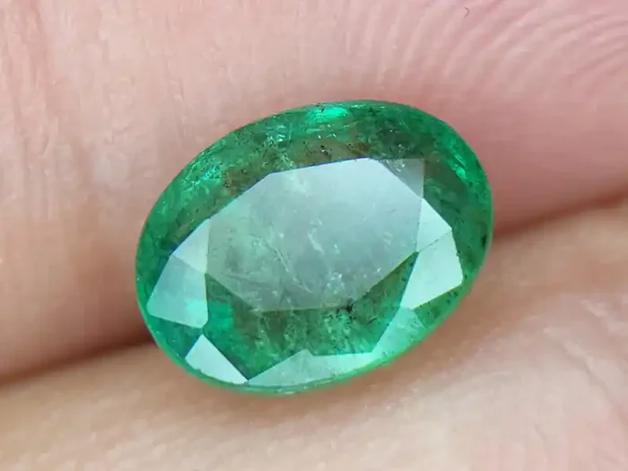 2.32CT NATURAL EMERALD GEMSTONES IGCZM09