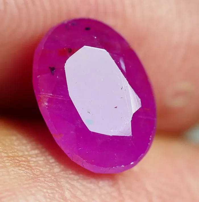 2.485CRT BEAUTY PINK RUBY COMPOSITE –