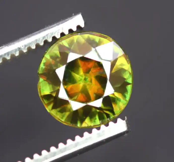 2.55 Carats Top Grade Natural Sphene Titanite From Pakistan