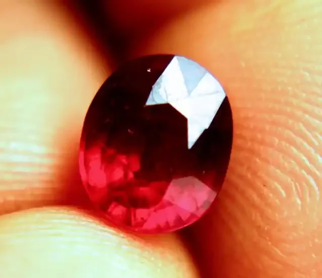 2.90 Carat Fiery Pigeon Blood Ruby – Gorgeous