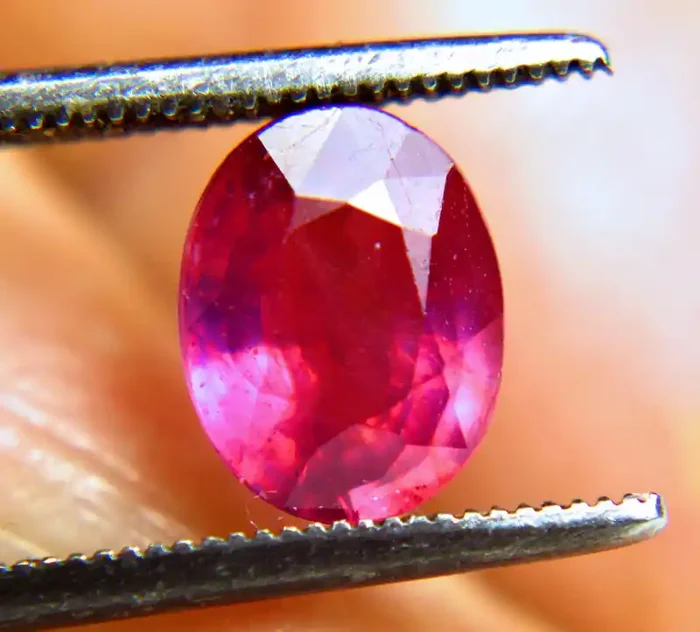 2.95 Carat Fiery Red Ruby – Gorgeous