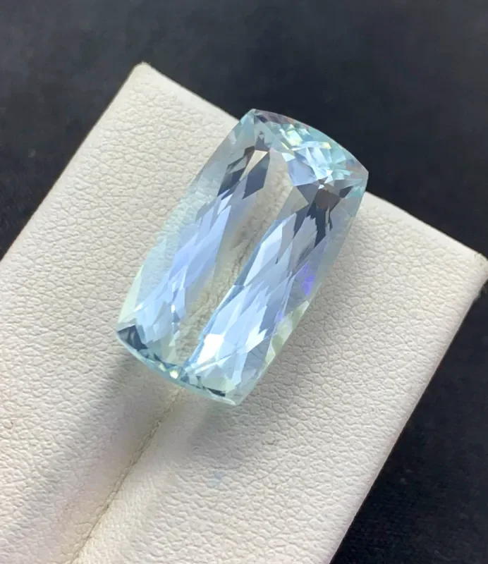 20.00 cts Natural Aquamarine Gemstone