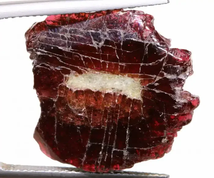 20.10CTS GARNET ROUGH NATURAL DRILLED NP-541