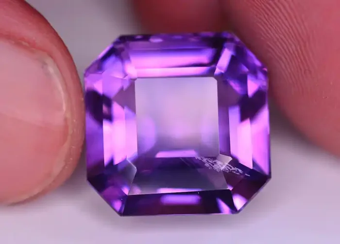 20.50 Ct Sparkling Color Natural Amethyst ~ Uruguay SKU 84