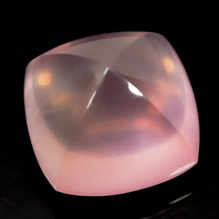 20.50Cts Natural Rose quartz Sugar loaf 15mm
