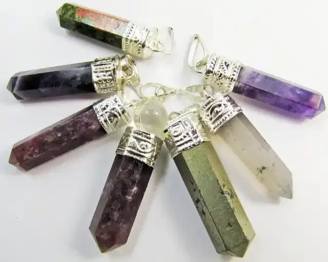 200 cts Parcel Seven Terminated Points Pendant MJA 608
