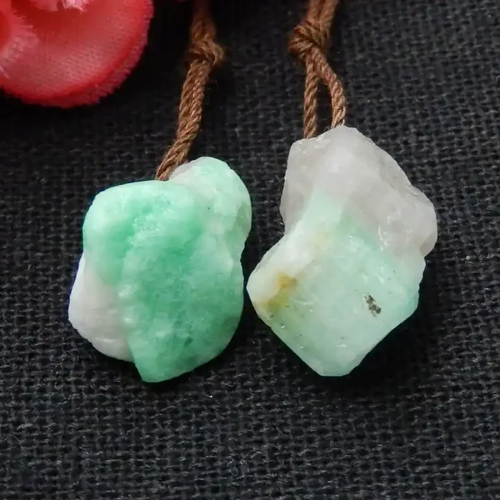 20cts Nugget Emerald Earrings gemstone earrings beads, stone for earrings E