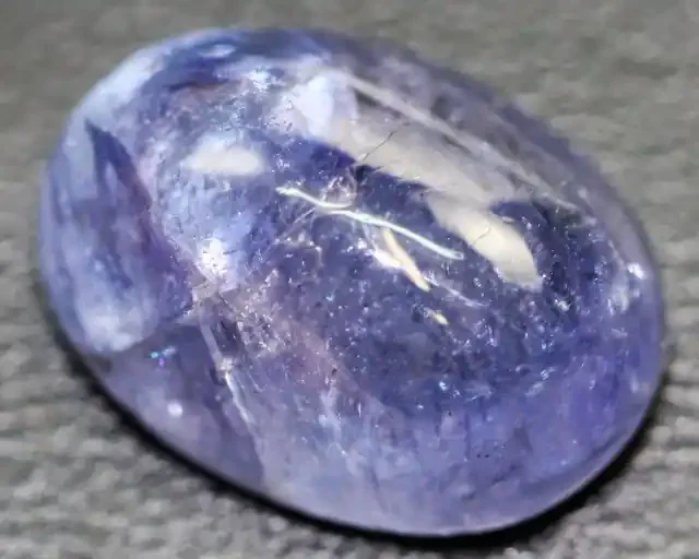 22Cts Cabochon Chatoyant Tanzanite gemstone GG 1702