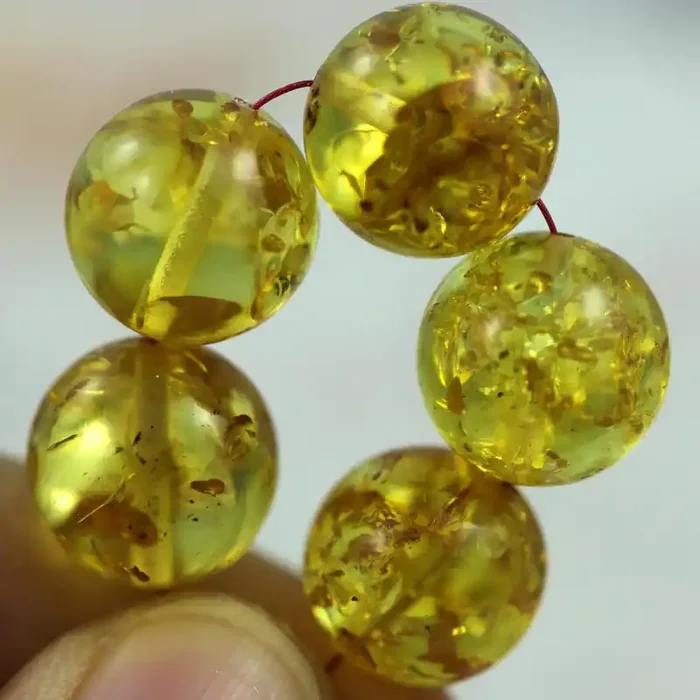 23 Cts Gold Yellow Amber Beads 11 mm AM 1640