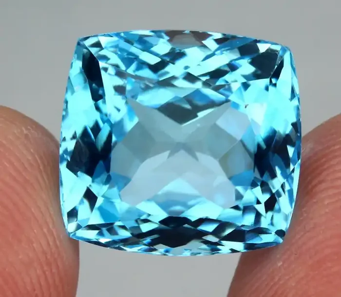24.16 ct. 100% Natural Earth Mined Top Quality Blue Topaz Brazil