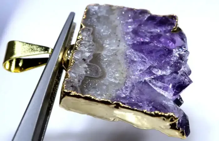 25.95 CTS AMETHYST CRYSTAL GOLD PLATED PENDANT SG-3516