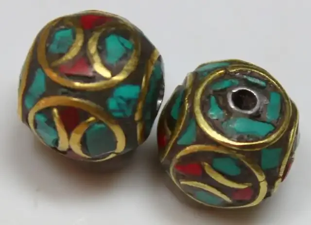 26.75 CTS 2 PCS ANCIENT TIBETAN NAPAL UNIQUE BEAD HAND MADE P663
