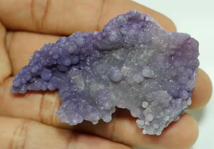 26 GRAM NATURAL INDONESIAN GRAPE CHALCEDONY SPECIMEN -E16-