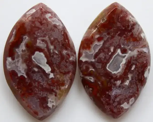 28.95 CTS PLUM AGATE PAIR PAUL BUNYAN CALIFORNIA AREA