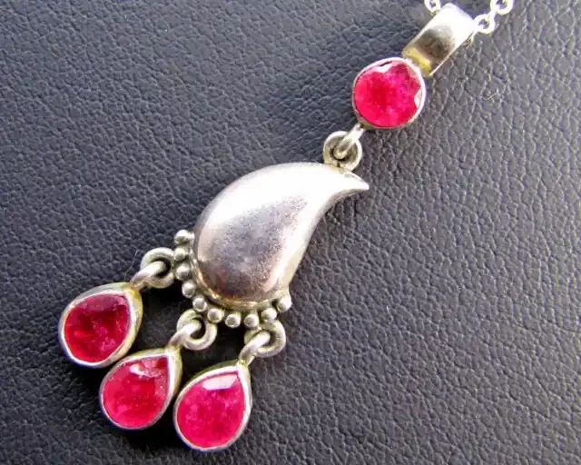 28 Cts Ruby set in Silver Pendant MJA 635
