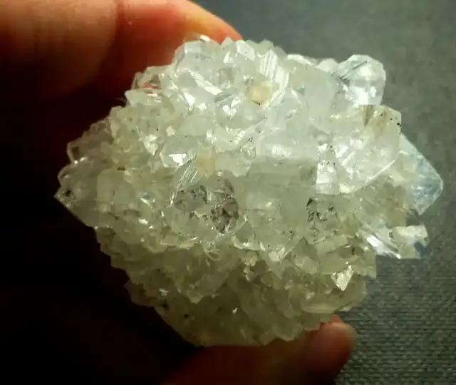 292.75 CTS NATURAL CRYSTAL SPECIMEN MS 563