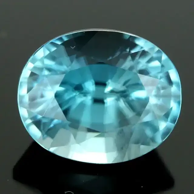 3.05 CTS CERT DIAMOND CUT BLUE ZIRCON (ZCB39)