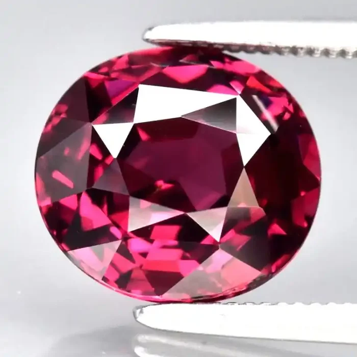 3.24 ct Top Quality Natural Purplish Pink Rhodolite Garnet, Mozambique
