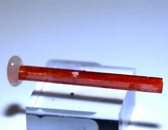 3.25- CTS CROCOITE SPECIMEN TASMANIA RG-4472
