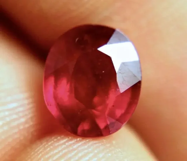 3.32 Carat VS Pigeon Blood Ruby – Superb