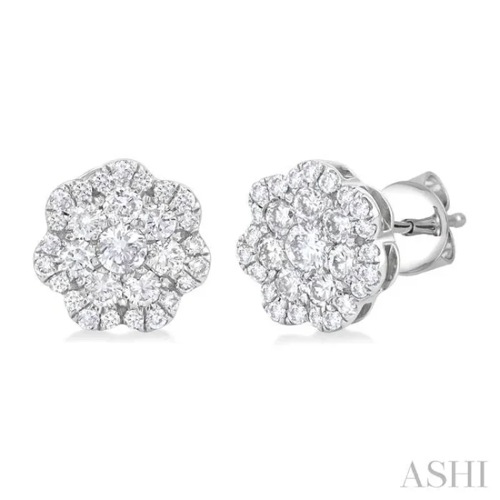 3/4 ctw Flower Pattern Round Cut Diamond Fashion Stud Earrings in 14K White Gold