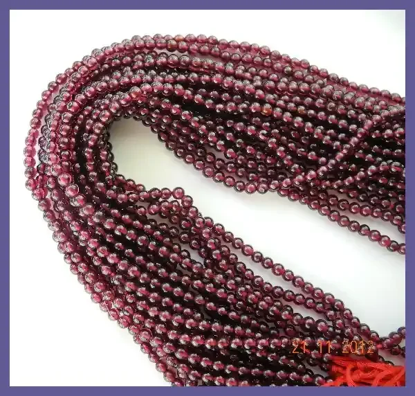 3.50-4.00MM SMOOTH ROUND MOZAMBIQUE GARNET BEADS – BEAUTIFUL