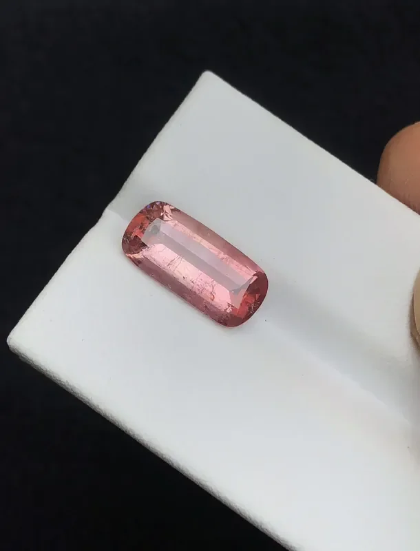 3.70 Ct Natural Pinkish Transparent Tourmaline Gemstone