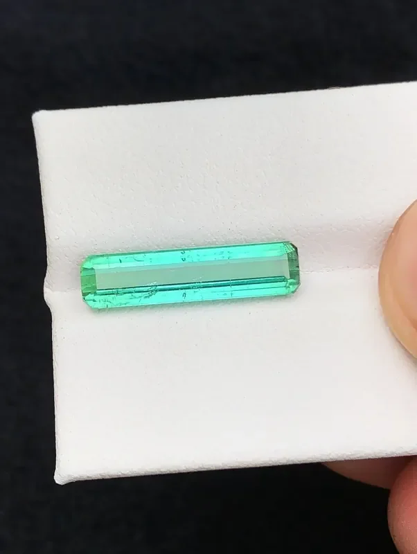 3.85 Ct Natural Greenish Blue Transparent Tourmaline Gemstone