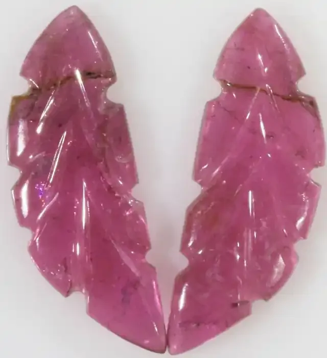 3.90 Cts pair matching tourmaline carvings GOGO 1353