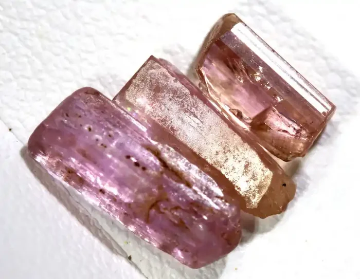 3.94- CTS IMPERIAL TOPAZ ROUGH PARCEL TBM-2109