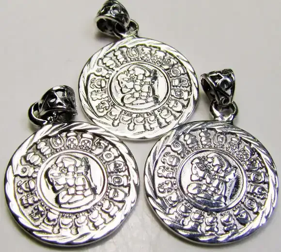 3 MAYAN CALENDAR 2012 SILVER PENDANT & FREE CALENDAR RT 555