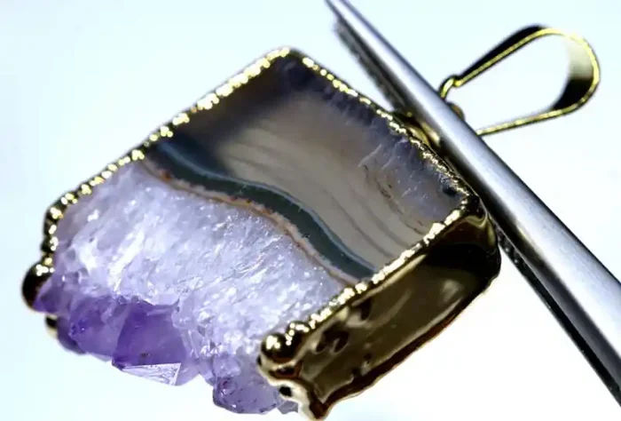 30 CTS AMETHYST CRYSTAL GOLD PLATED PENDANT SG-3534