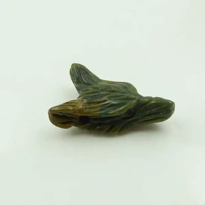 30cts Carved wolf head pendant, side drilled B835