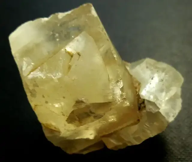 321.05 CTS NATURAL CRYSTAL SPECIMEN MS 560