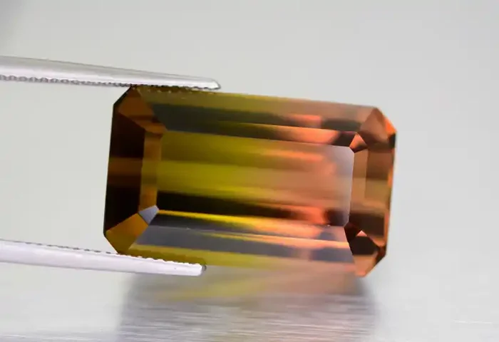 33 CT Tourmaline Gemstone@ Africa