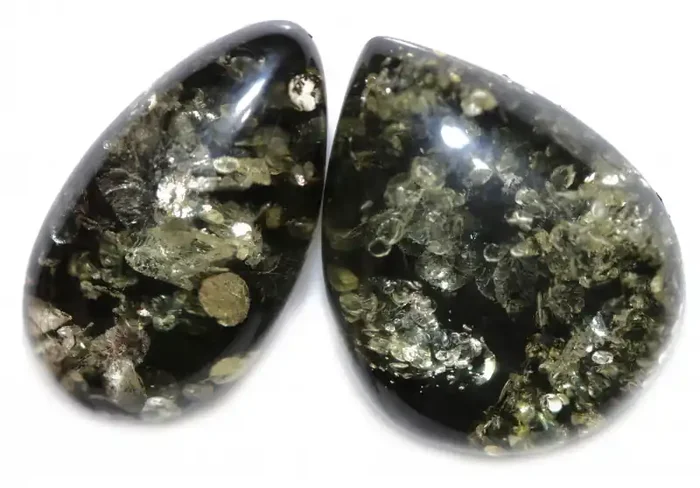 33 Cts Pair Green Amber Gemstones AM 1733