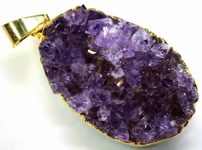 38CTS AMETHYST CRYSTAL GOLD PLATED PENDANT SG-3488