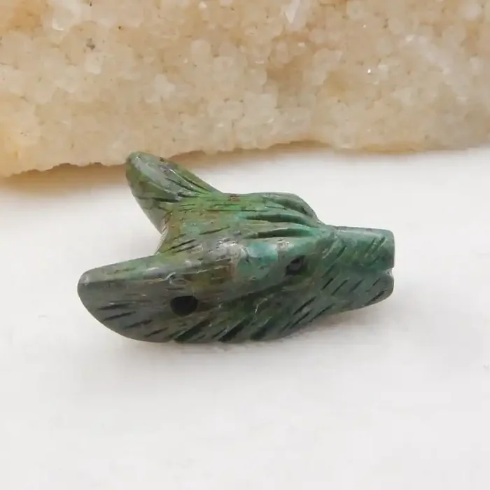 38cts Hand carved african turquoise wolf head pendantF714