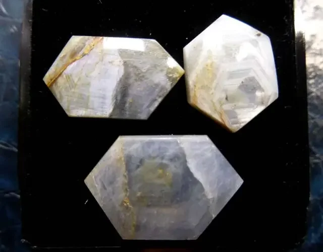 39.3 CTS PARCEL SAPPHIRE MYANMAR MS1127