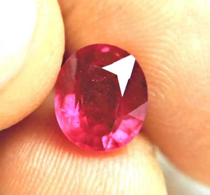 4.06 Carat Fiery Cherry Ruby – Gorgeous
